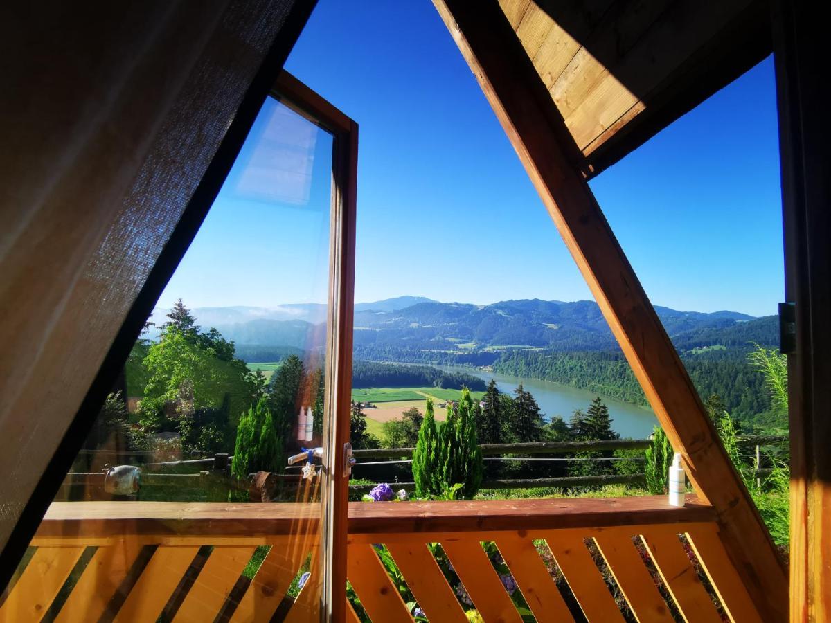 Glamping Mm Hotel Muta Exterior photo